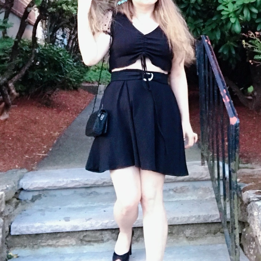 Elegant Black Dress with Sheer Polka Dot Sleeves - Picture 3 of 4
